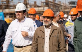 تقدیر علی عسکری از روحیه جهادی و تهاجمی تیم طرح توسعه پتروشیمی صدف خلیج فارس
