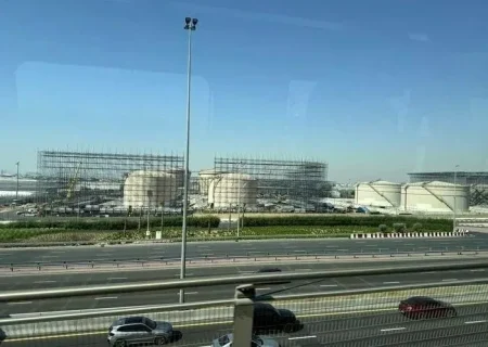 اقدام دفاعی جدید امارات؛ حفاظت از مخازن سوخت با حصارهای فلزی