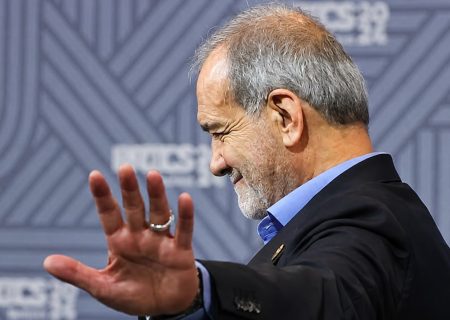 پزشکیان: نرخ سوم بنزین 10 هزار تومان می‌شود