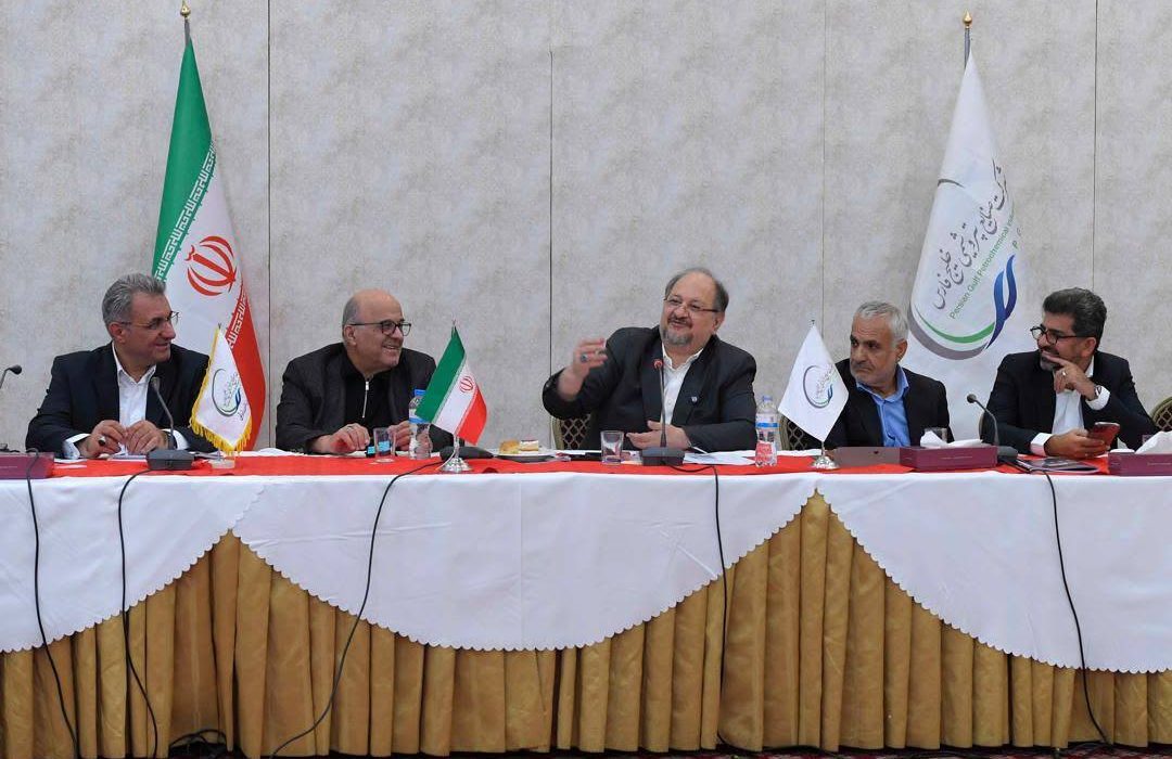 نشست تخصصی پتروشیمی خلیج فارس با حضور شریعتمداری